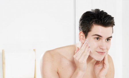 Bioderma - man cleansing his face