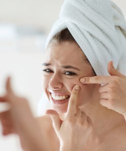 Your Skin - Teen Mirror Acne